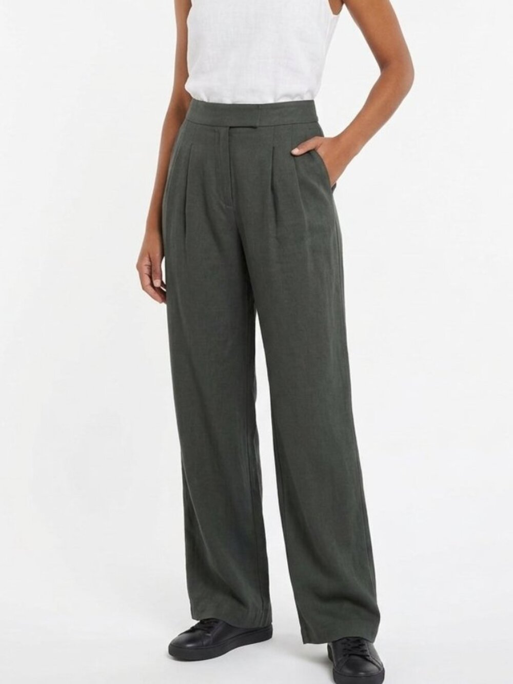 Dynamite Vetiver Sage Green Pleated Straight Linen Blend Pants - Size 4